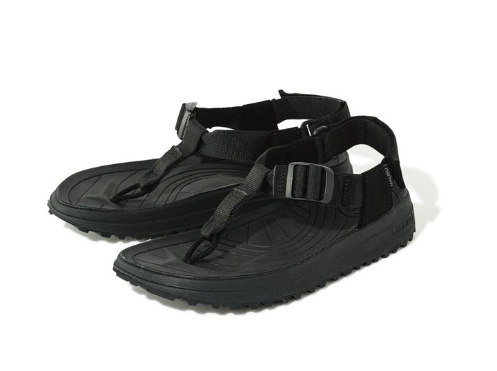 一足持っておくと便利に使えるタフなサンダル