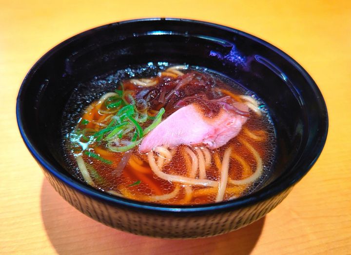 「利尻らーめん味楽」監修の「昆布香る醤油ラーメン」
