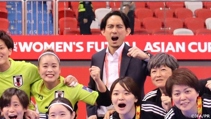 フットサル日本女子代表、第1回W杯出場決定！チームを率いる42歳の“智将”「報われたというかホッとした気持ち」