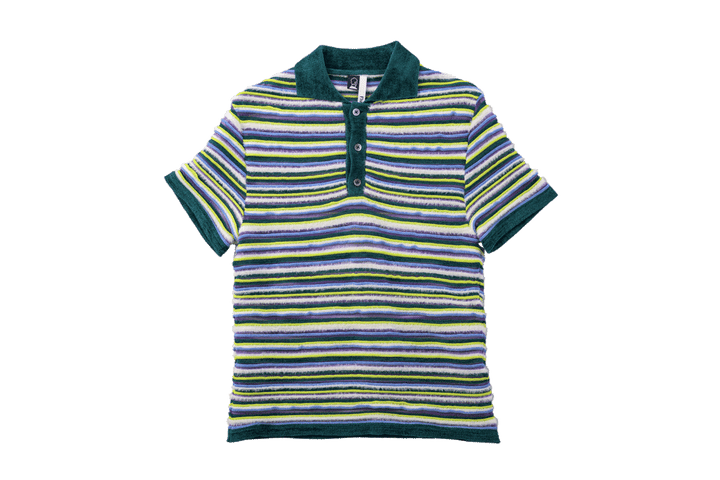 〈フルス〉のポロシャツ