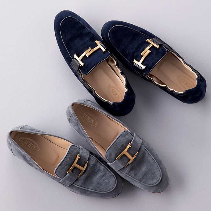 スタイリスト近藤和貴子さん私物のトッズのスウェードスニーカー2足