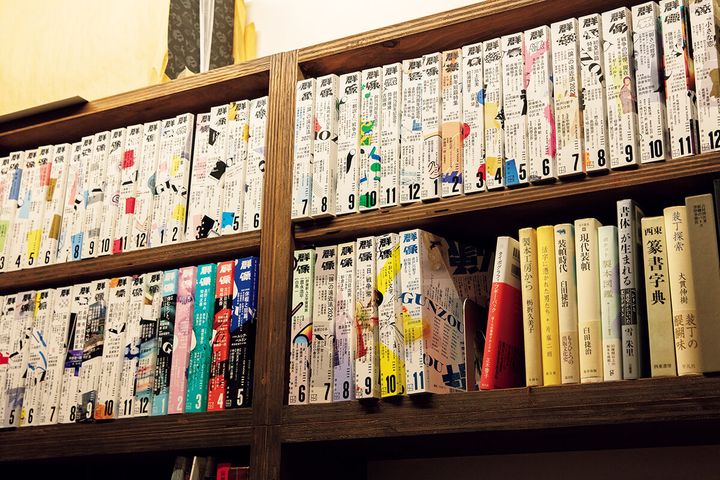 装丁家・川名潤 自宅 本棚