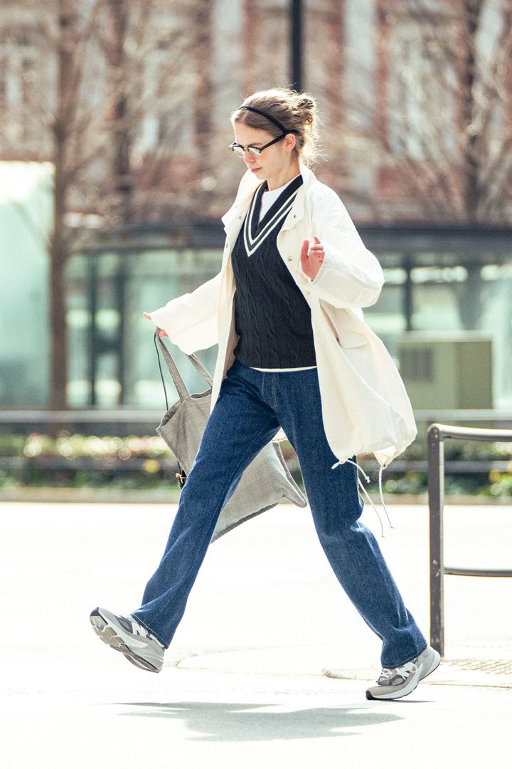 濃紺デニムパンツと何を合わせる？おすすめコーデ5選