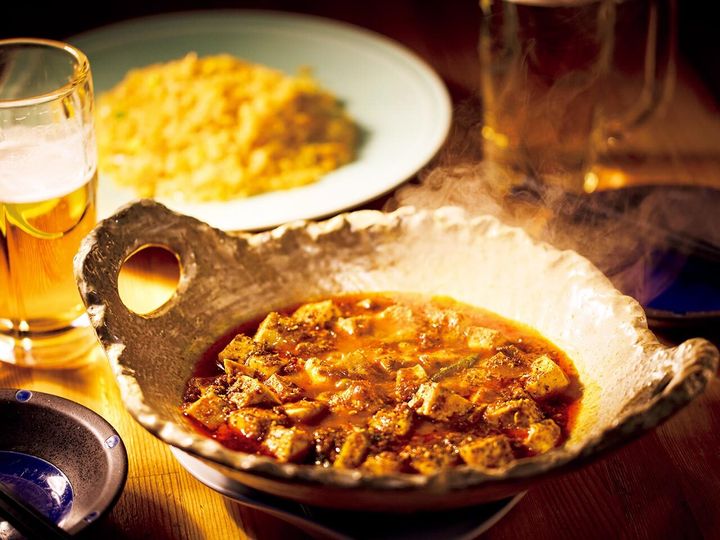 天神橋筋六丁目『馬鹿坊』の「四川麻婆豆腐」、「黄金炒飯」