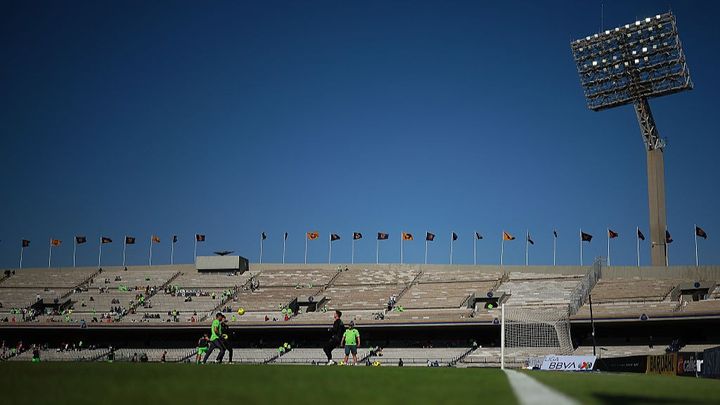 スタジアム内の火災と停電と負傷者1名…原因は猛暑か