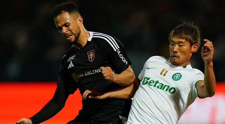 日本代表選手もプレーした海外チーム、25歳MFが試合後に不整脈か…緊急搬送される