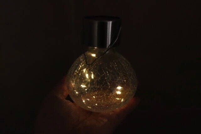 ダイソーのソーラーライト（ガラス・2way）2