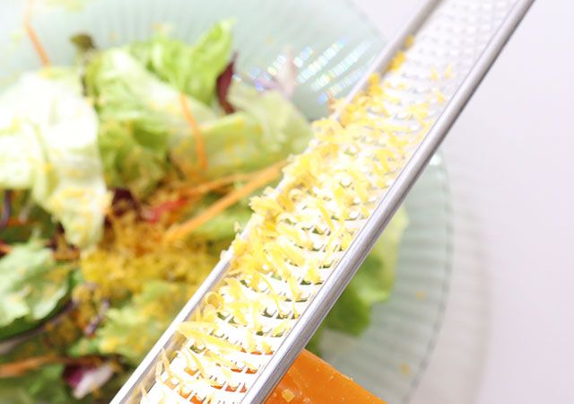 ダイソー チーズグレーター ロング ミモレット