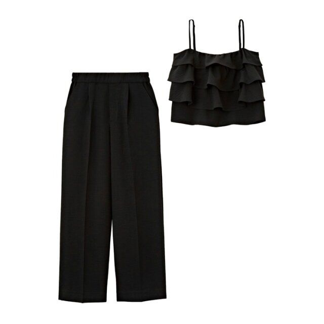 しまむらのフリルビスチェとストレートワイドパンツのセット