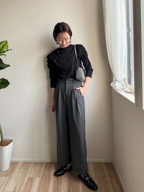 キレイめセンタープレスを合わせたマニッシュコーデ