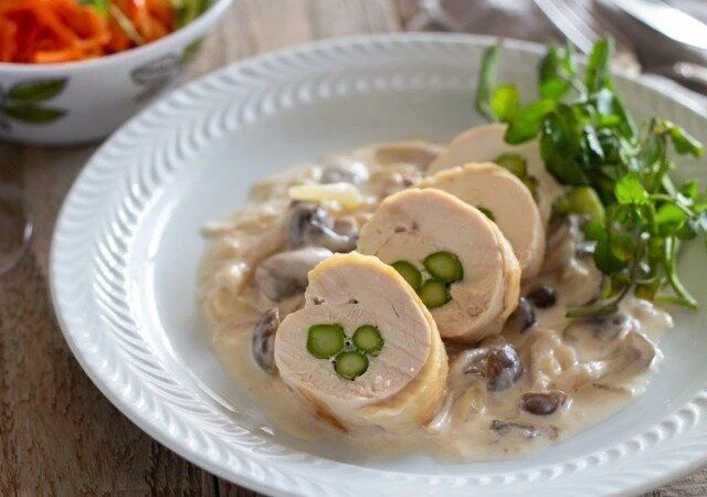 アスパラチキンのクリームソース