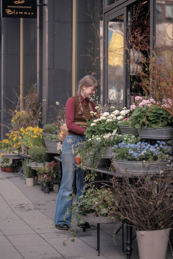 番外編！シンプルさの中にセンスが光る、スウェーデンガールのコーデも紹介【ロンドンガールの一週間コーデ】