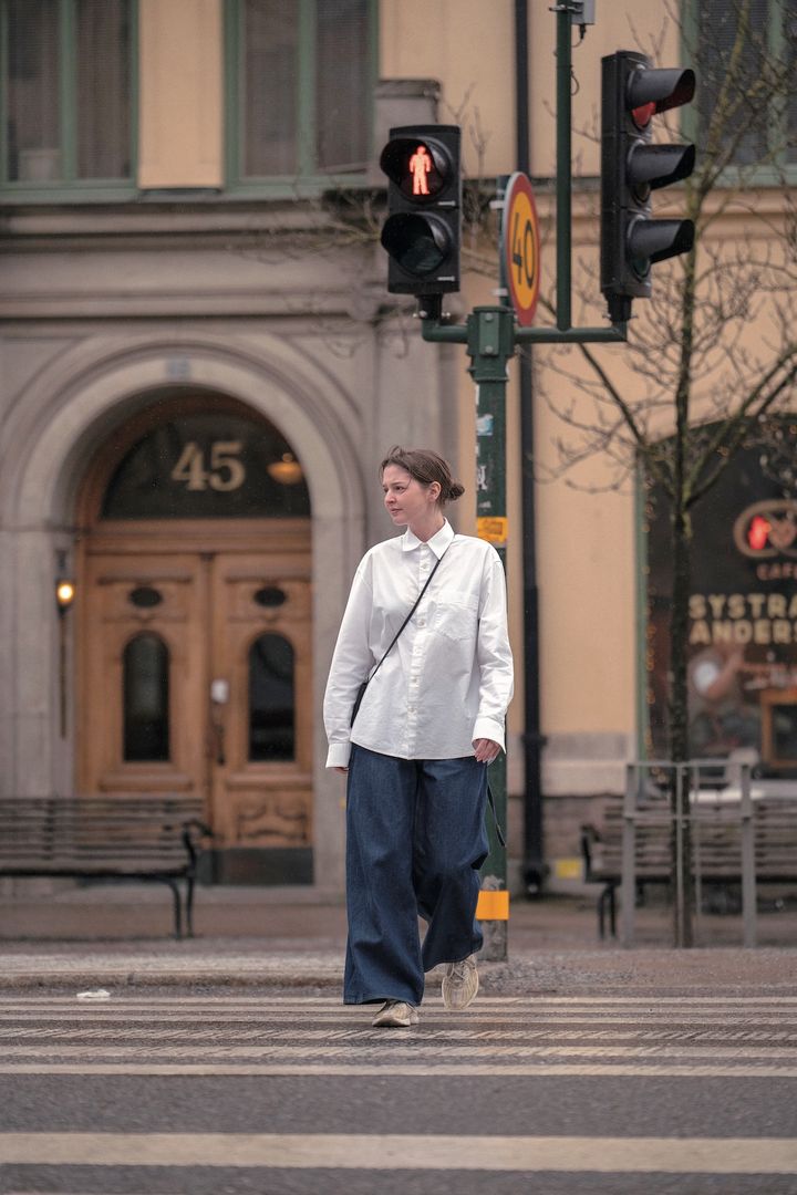 番外編！シンプルさの中にセンスが光る、スウェーデンガールのコーデも紹介【ロンドンガールの一週間コーデ】