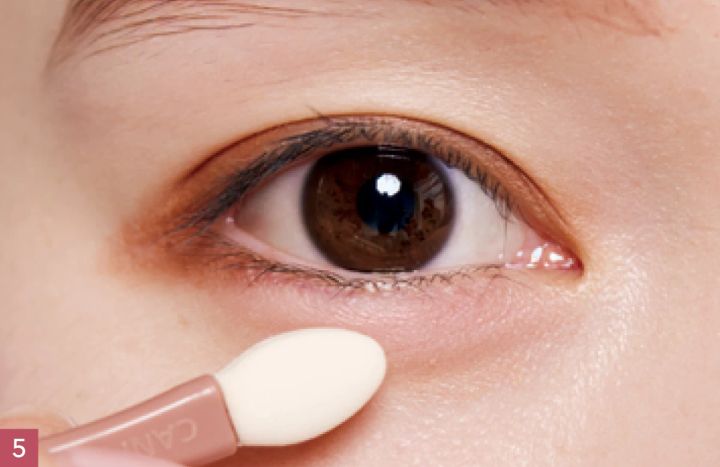 守屋麗奈さんの最新セルフメイク ポイントメイク