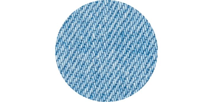 守屋麗奈さん デニムジャケットを着る日のメイク