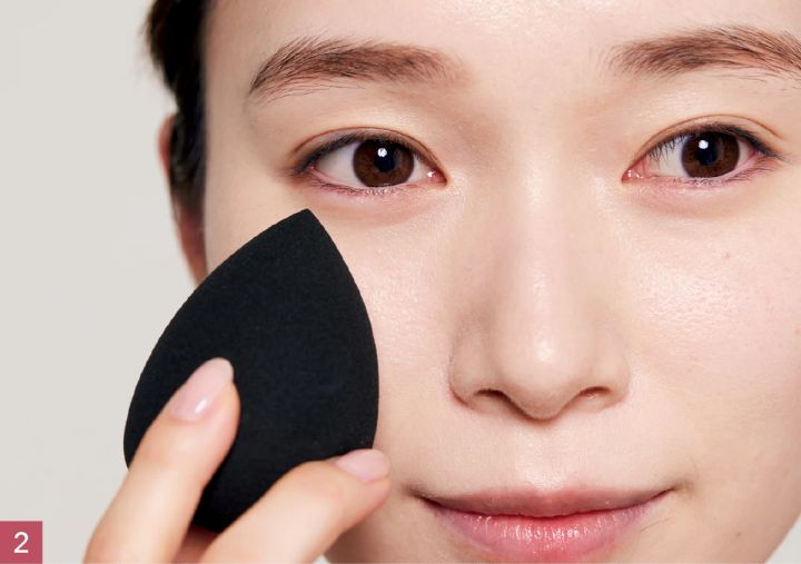 守屋麗奈さんの最新セルフメイク ベース・眉メイク