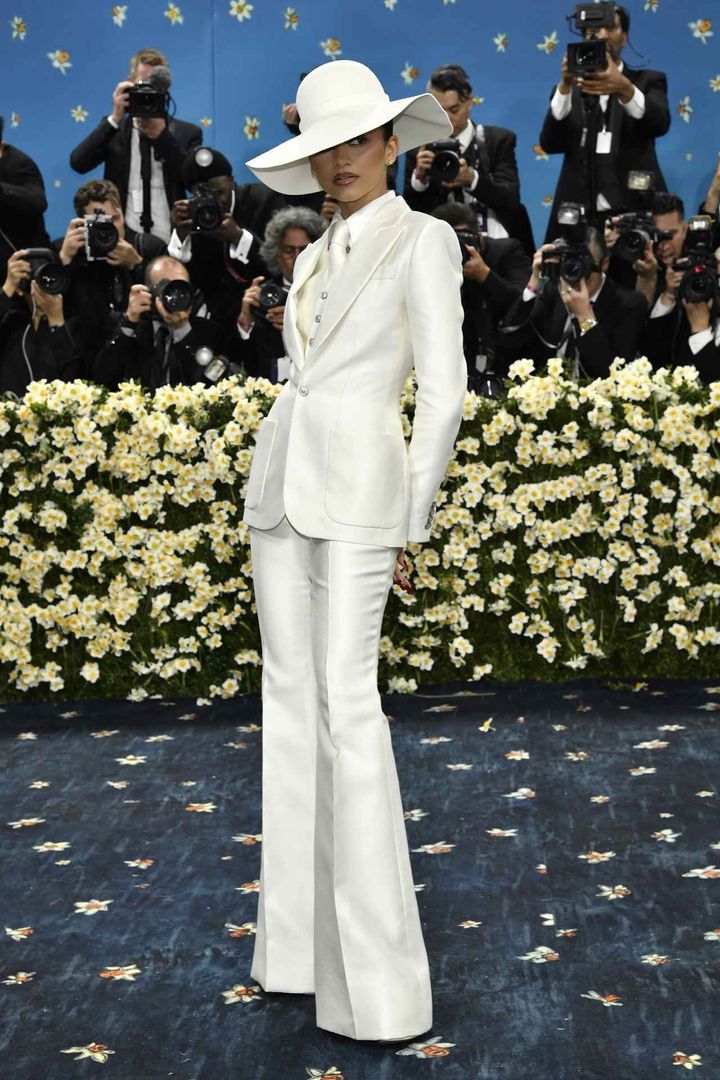 画像2: メットガラで衣装が丸被りだったゼンデイヤとアンナ・サワイ