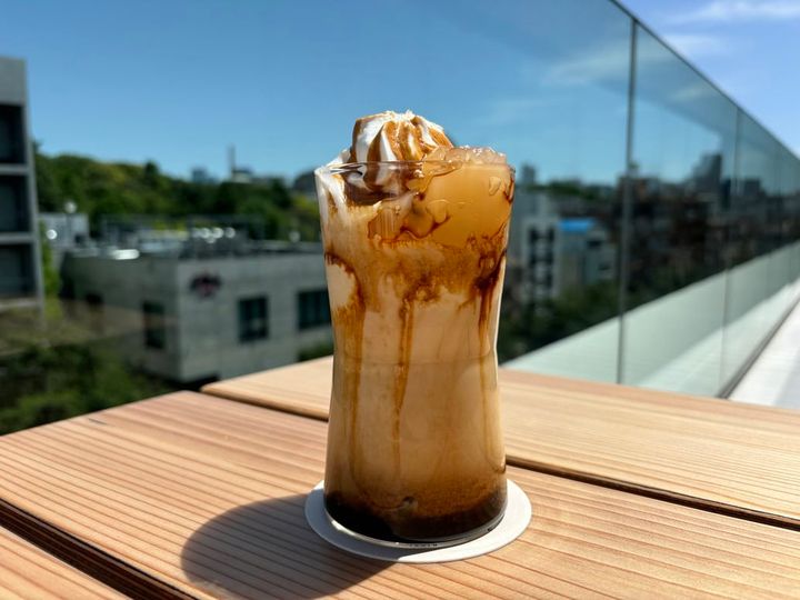 スタバ ロースタリー 東京 米糀ミルク使用 黒糖 わらび餅 パフェ ラテ