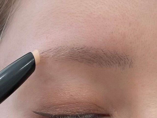 スティックコンシーラー 使用