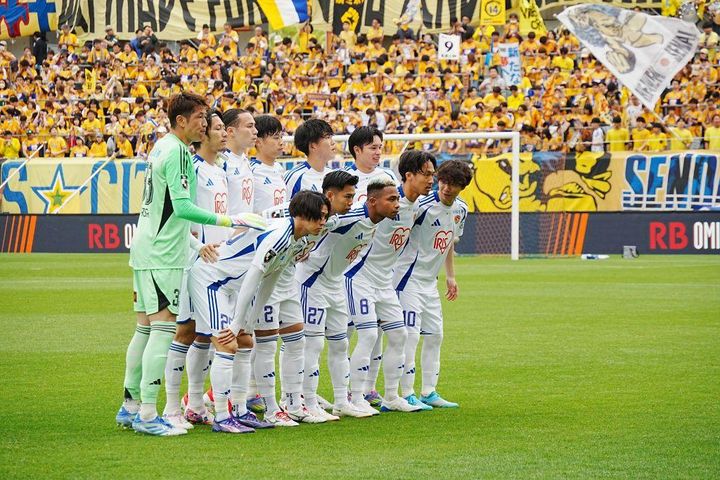 J2ベガルタ仙台DF井上詩音と森山佳郎監督がサポーターへ感謝「あれに応えなかったら、サッカー選手じゃない」