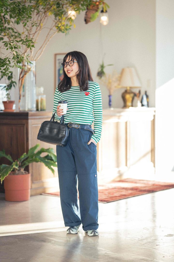 グレーのメガネが使える！ベーシックなボーダースタイルにひとクセトッピング【FUDGE FRIEND おしゃれさんの毎日コーディネート vol.537｜大島花菜】