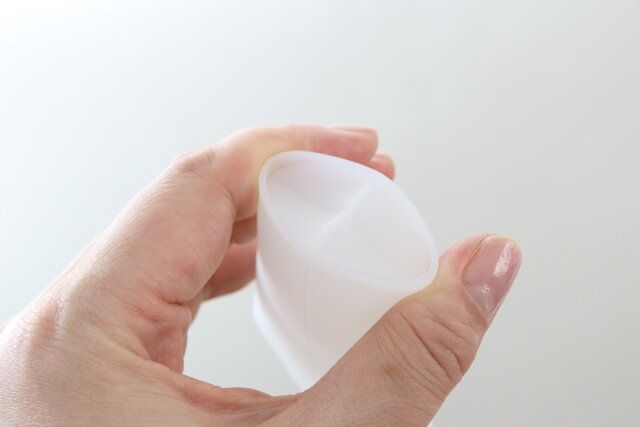 ダイソー 携帯用シリコーンコップ マチ