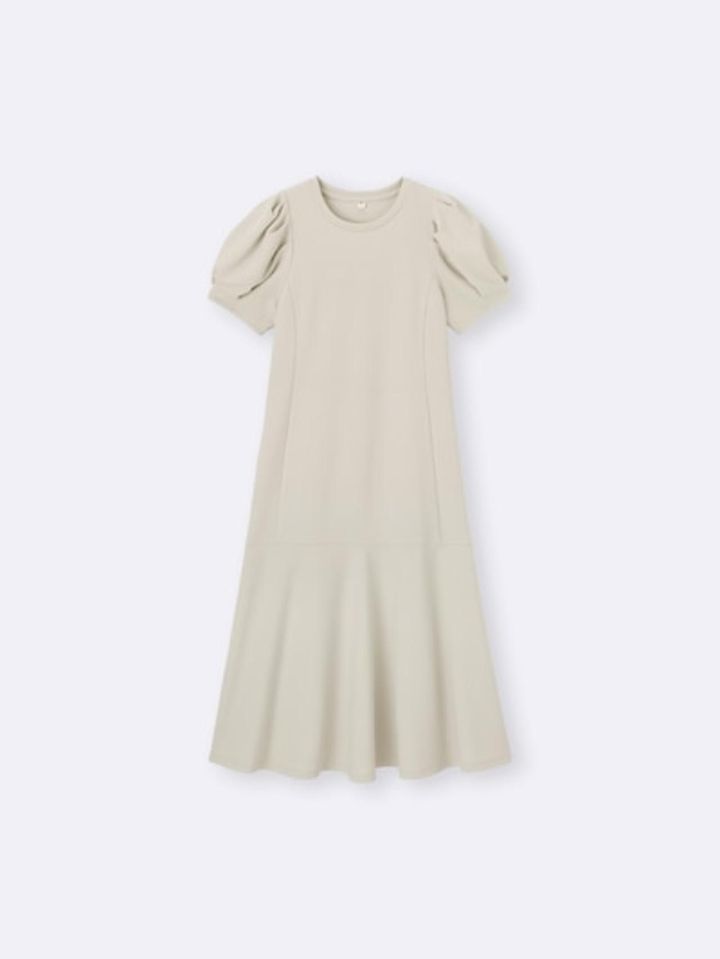 画像1: 出典：GU