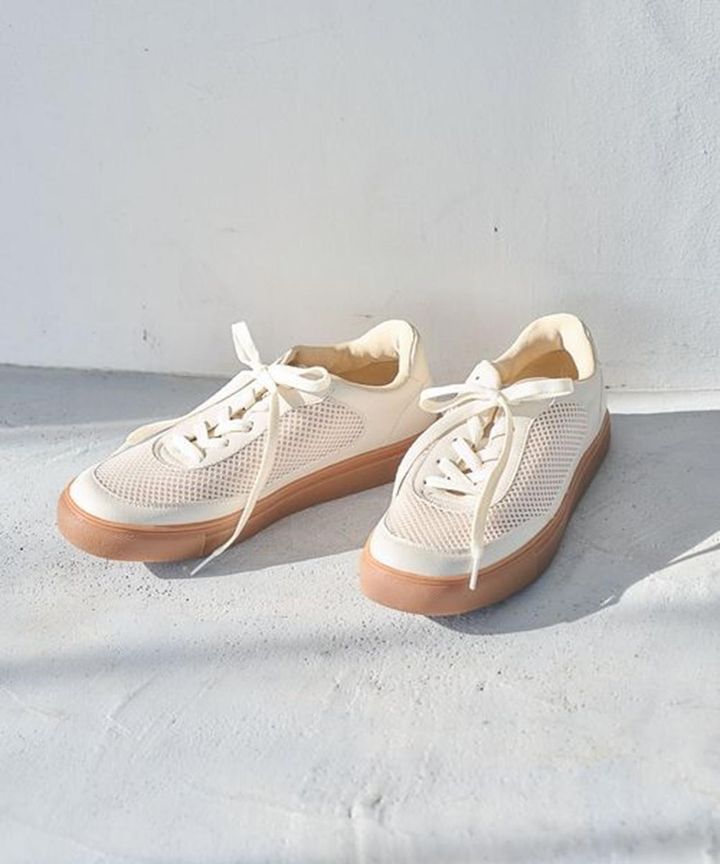 画像1: 出典：and ST