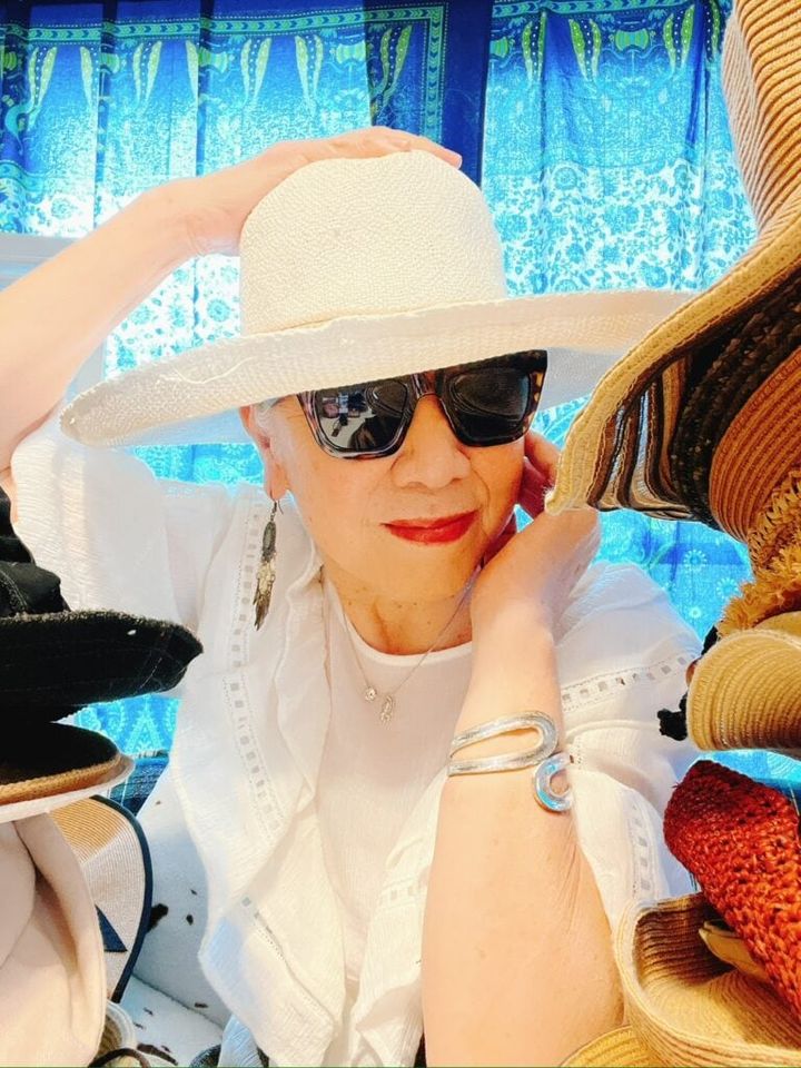 『素敵なあの人』公式ブロガー・島崎真代さんの帽子のかぶり方