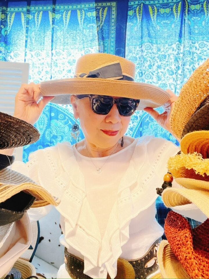 『素敵なあの人』公式ブロガー・島崎真代さんの帽子のかぶり方