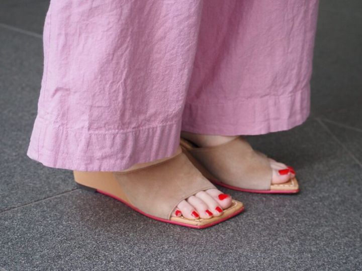 セレナテラのサンダル