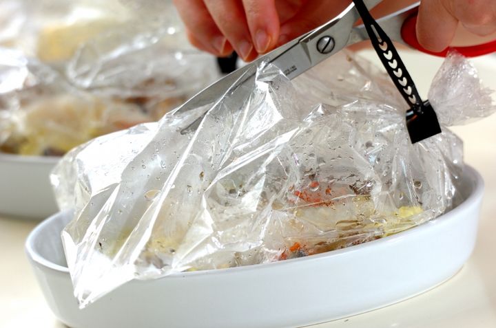 電子レンジで！ タラのローストバッグ蒸しの作り方3