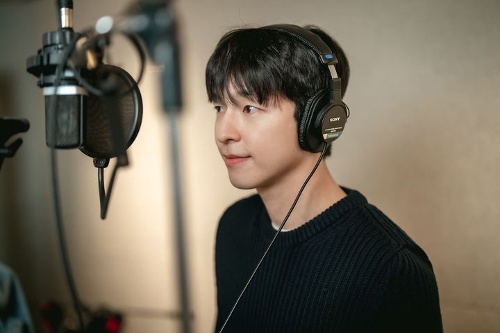 ホン・ギョン、Netflix初の韓国オリジナル長編アニメで声優挑戦！『あの星に君がいる』で切なさと希望を紡ぐ