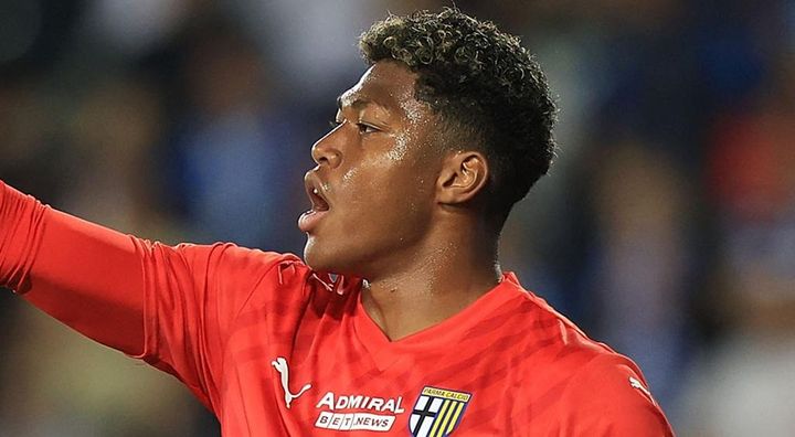 22歳の日本代表”野獣“守護神、イタリア首位の強豪相手に神セーブ！「奇跡的」「並外れた反射神経」と現地脱帽