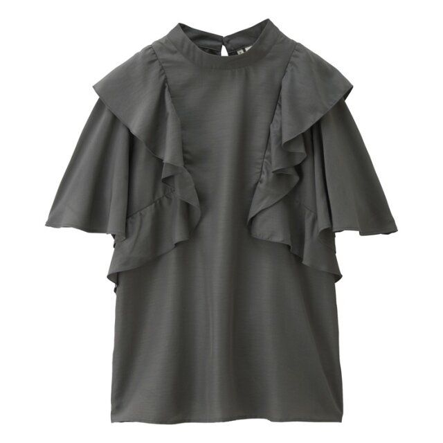 しまむらのフリルブラウス