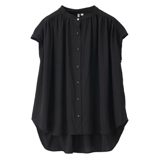 しまむらのギャザーブラウス