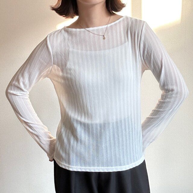 GU シアーリブプルオーバー OFF WHITE Mサイズ 着用