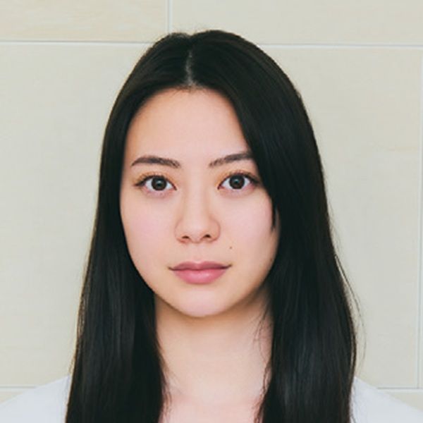 俳優の山下リオさん