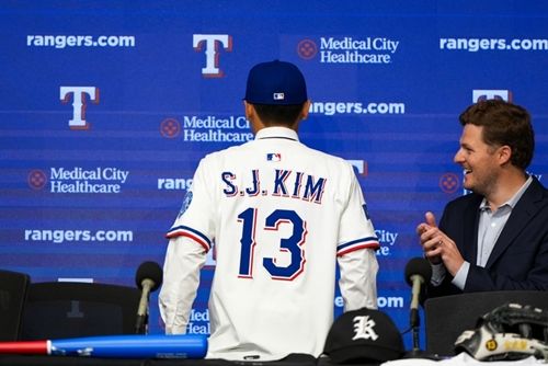 キム・ソンジュン