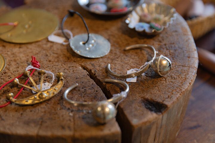 世界と岐阜をつなぐ小さな雑貨店「QQ実験所」で、長良川の風に吹かれながら旅気分を♪