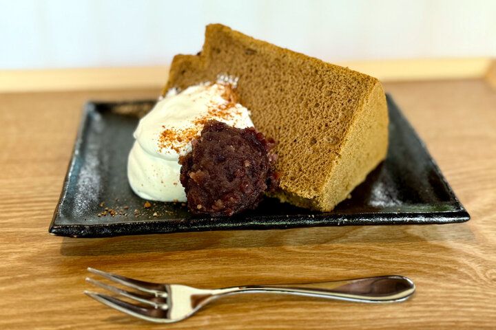 藤沢駅から５分♪ 築100年の古民家カフェでランチ&ゆったり甘味時間「甘味とごはんや 八一」