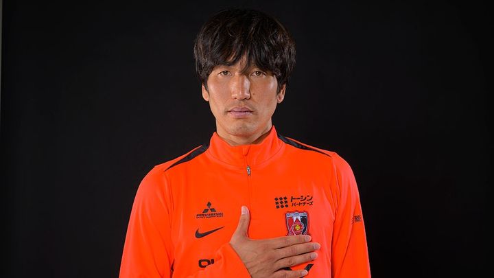 低調なプレーが続く34歳…W杯でも活躍した日本人MFに見る「逆輸入補強の見極め方」