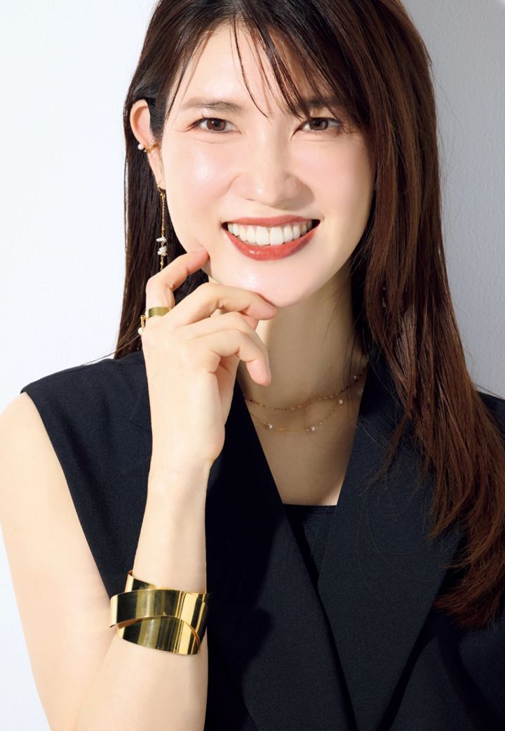 落ちないリップ 友利 新先生 NARS エクスプリシット リップスティック 803