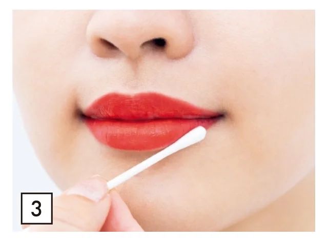 こすれに強いリップの塗り方3 マットリップ