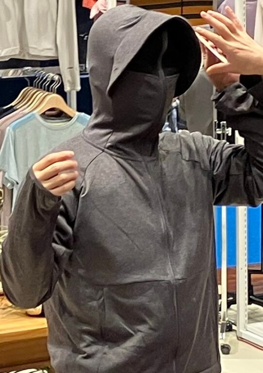 車中泊×女子ソロキャンプが話題！安全対策や楽しみ方を徹底解説！