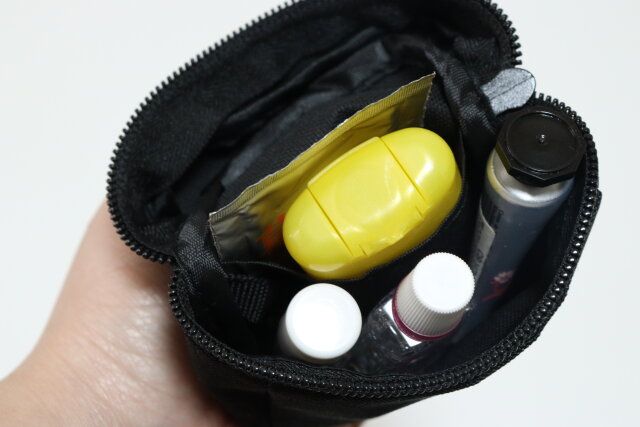 キーリング付スクエアポーチ 使用例