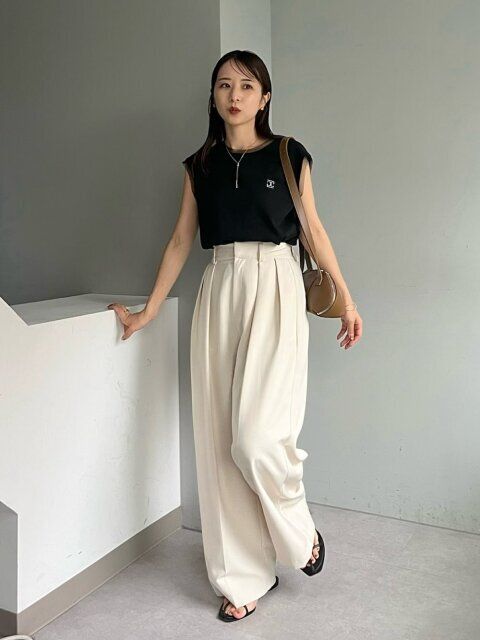 白ワイドパンツコーデ3