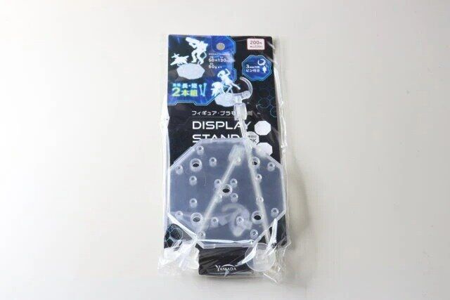 ダイソー ディスプレイスタンド クリア パッケージ