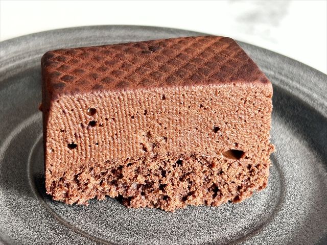 ブリックチョコレートケーキ 断面