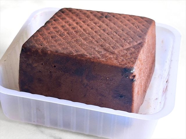 ブリックチョコレートケーキ 中身